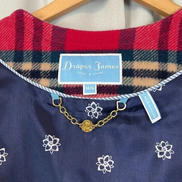 Draper James Plaid Wool Blend Cape Size M/L - Picture 3 of 10